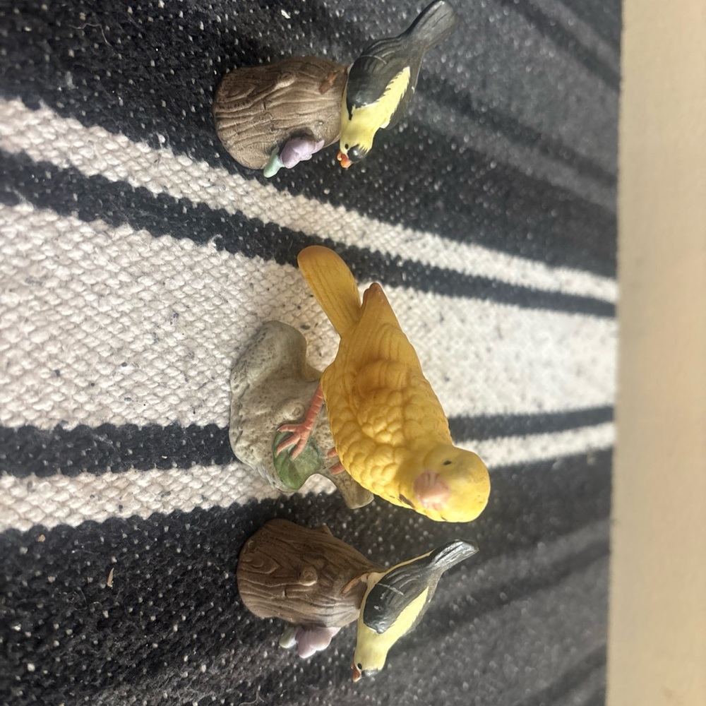 Yellow Bird Figurine Set